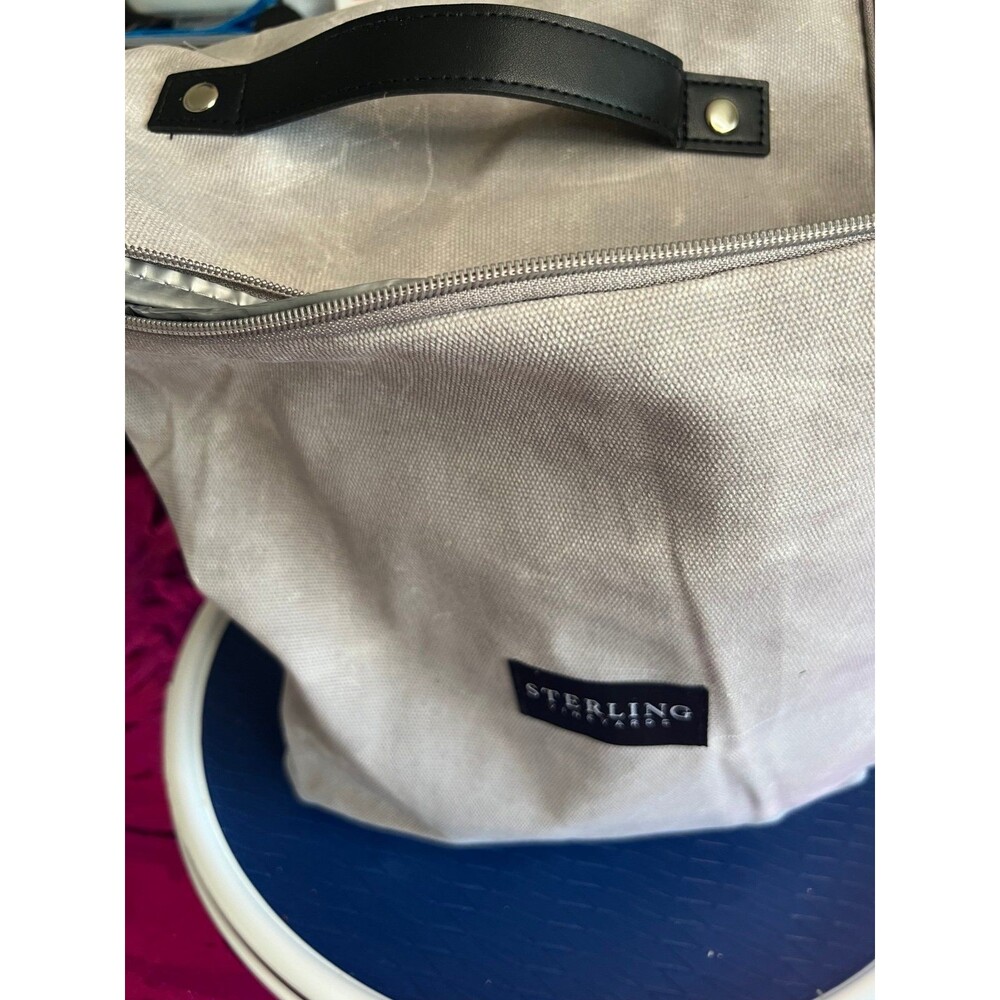 Sterling Vineyards in Napa Ca collectors wine club members only wine cooler bag